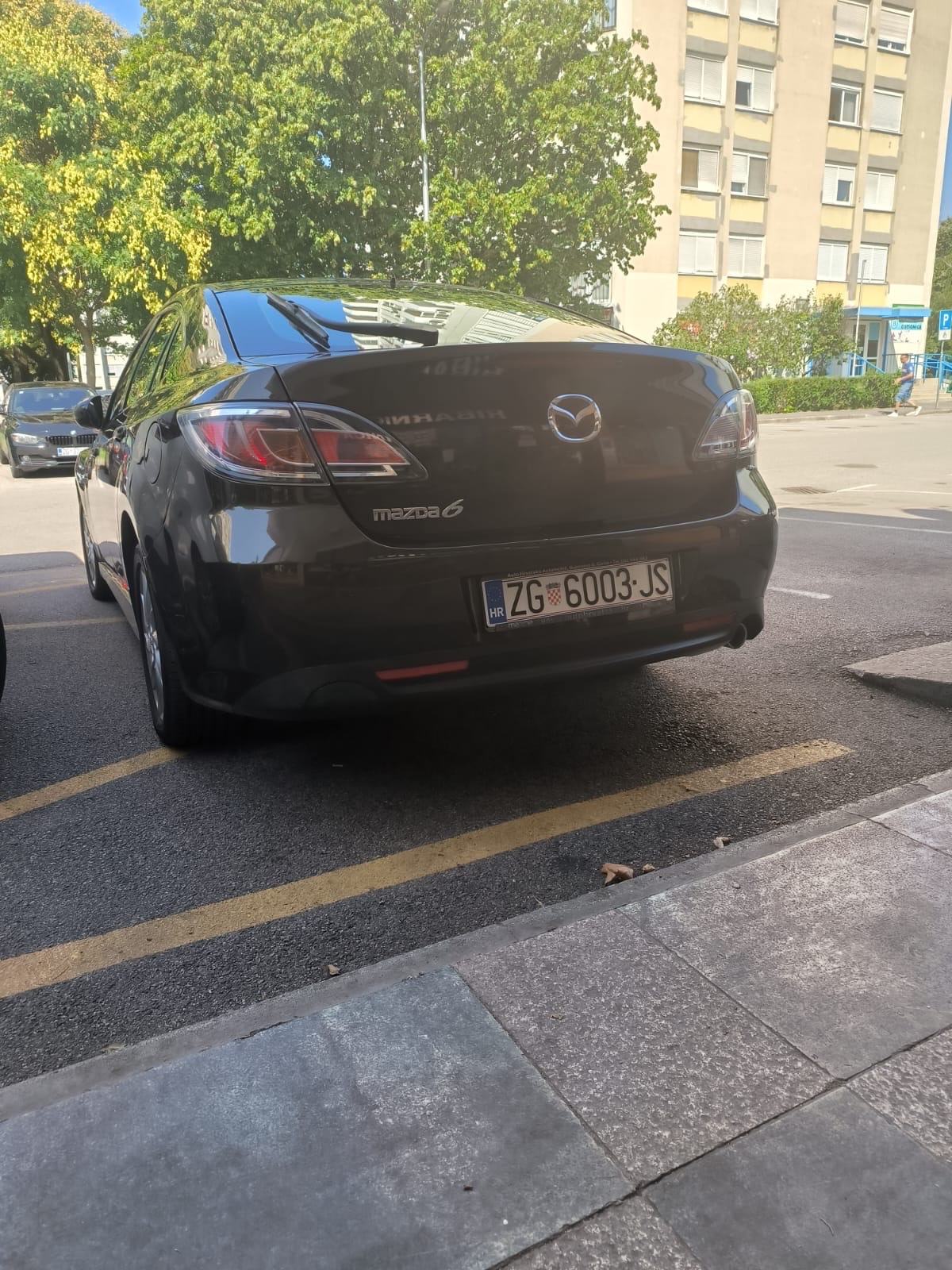 Mazda 6 Sport 2.2 top stanje.ćitaj oglas !, fotografija 11