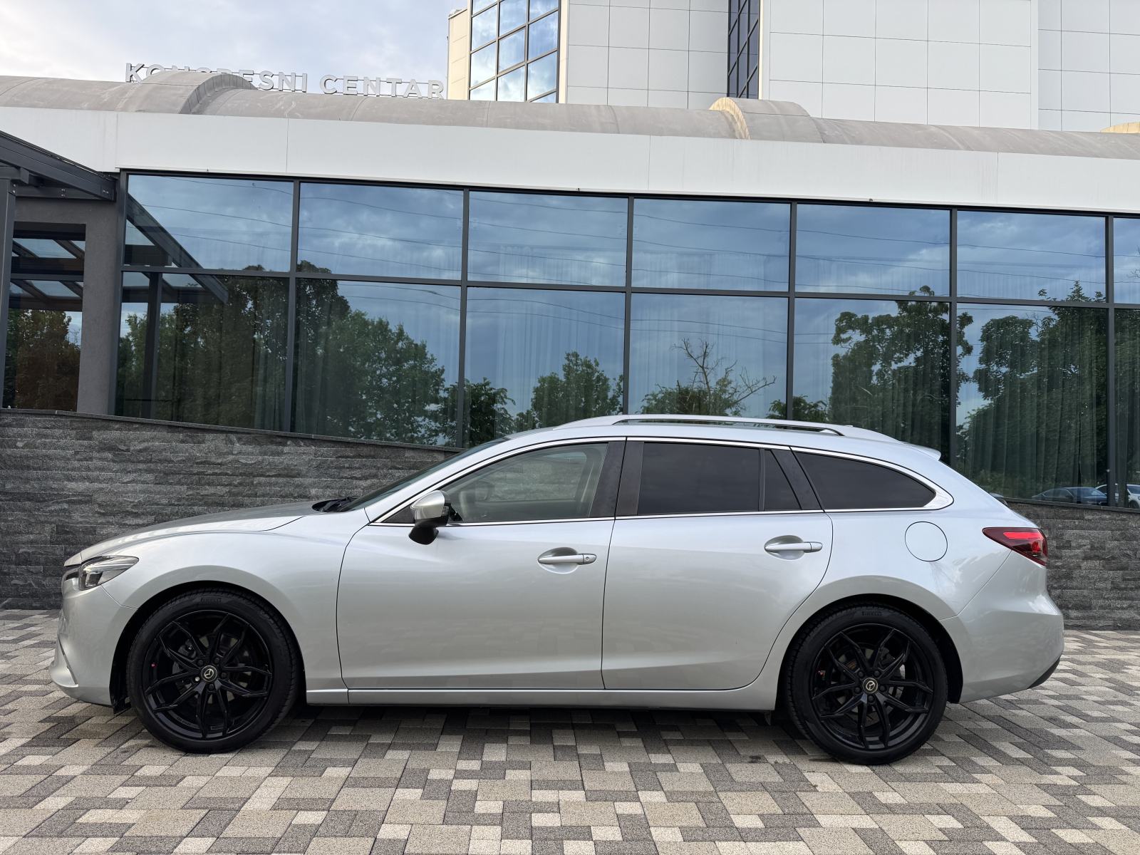 Mazda 6 2,2 d Sport Combi automatik NOVI MODEL - REG 2/27 - PRILIKA !!, fotografija 6