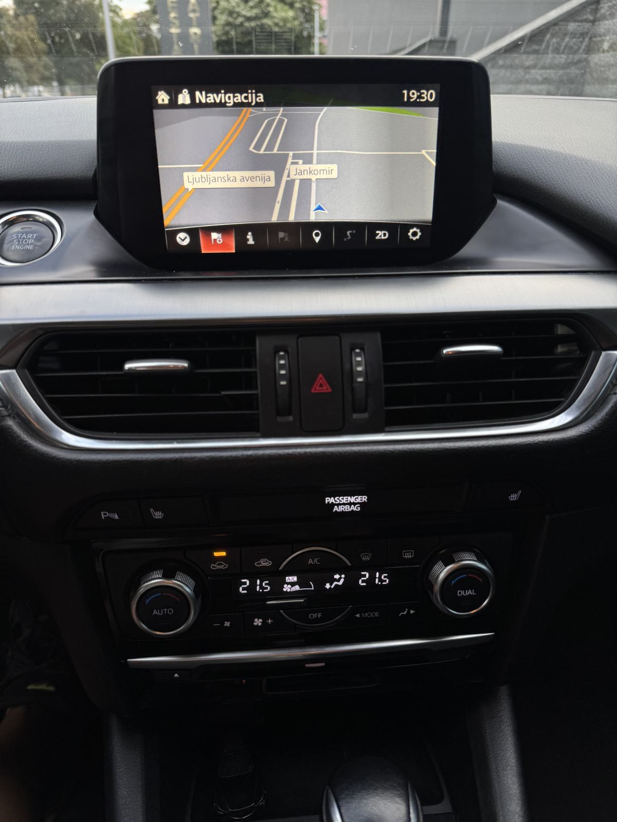 Mazda 6 2,2 d Sport Combi automatik NOVI MODEL - REG 2/27 - PRILIKA !!, fotografija 18