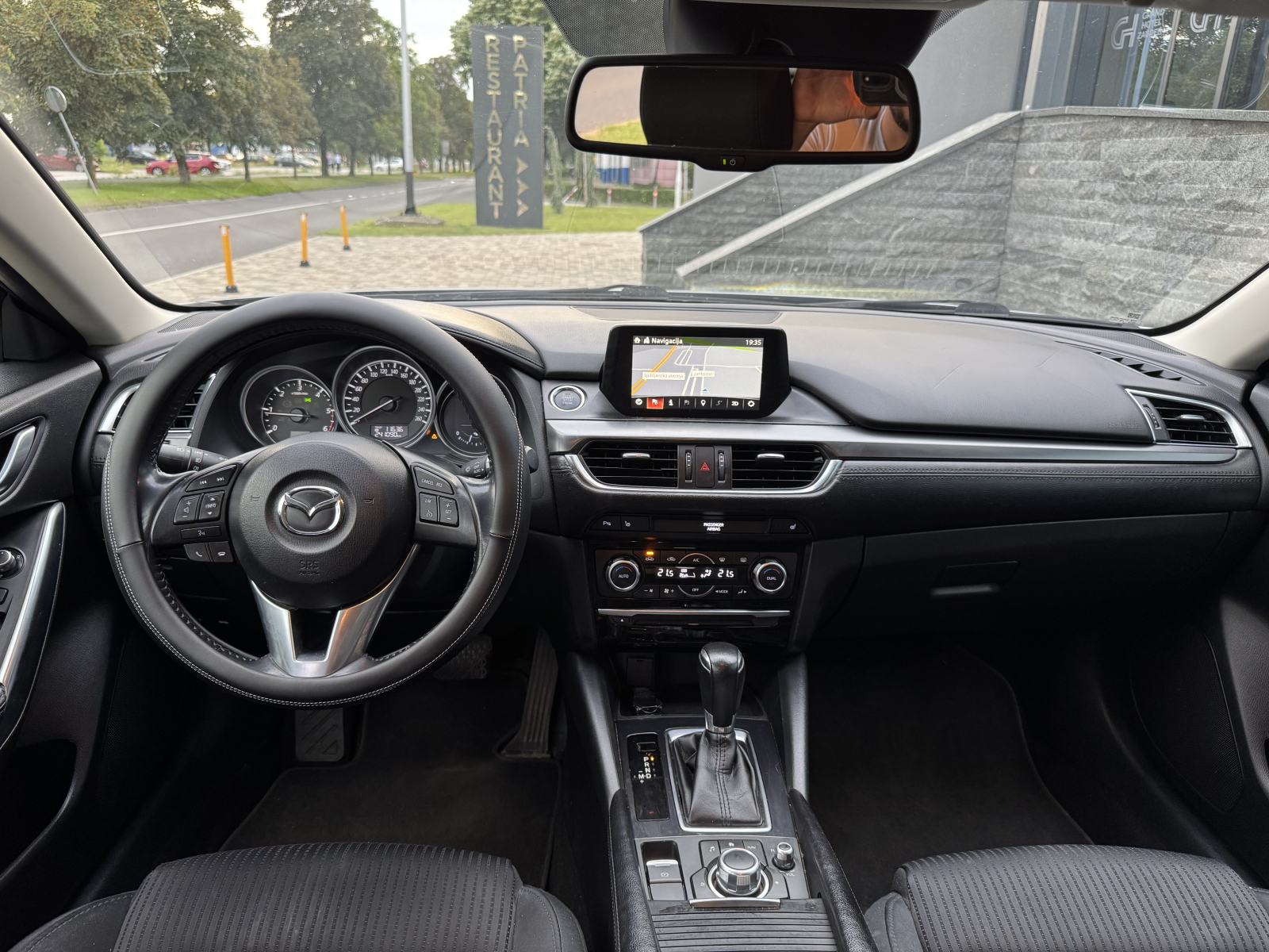 Mazda 6 2,2 d Sport Combi automatik NOVI MODEL - REG 2/27 - PRILIKA !!, fotografija 15