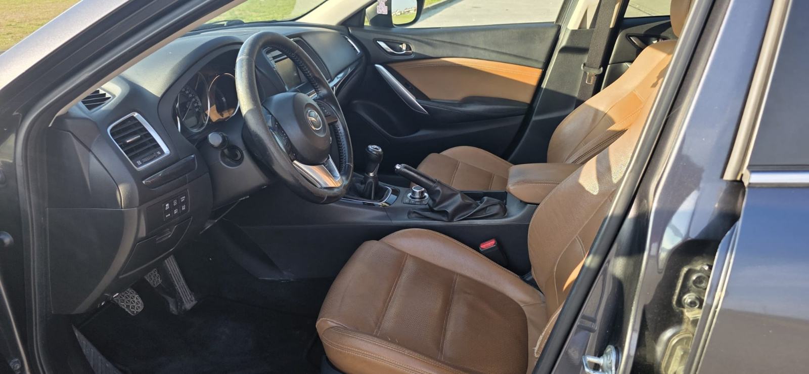 Mazda 6 Sport Combi CD150 Koža .Full oprema. Reg 12/26, fotografija 14