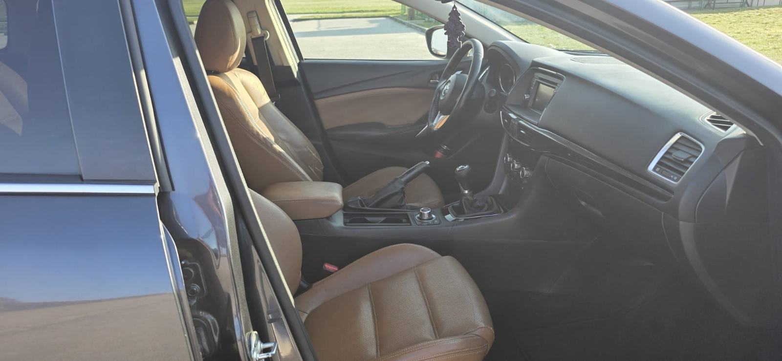 Mazda 6 Sport Combi CD150 Koža .Full oprema. Reg 12/26, fotografija 18