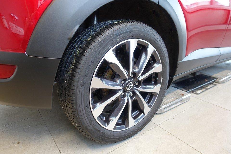 Mazda CX-3 2.0 SKYACTIV-G 121 ALU LJETNE GUME + ČELIČNE ZIMSKE 1.VL., fotografija 5