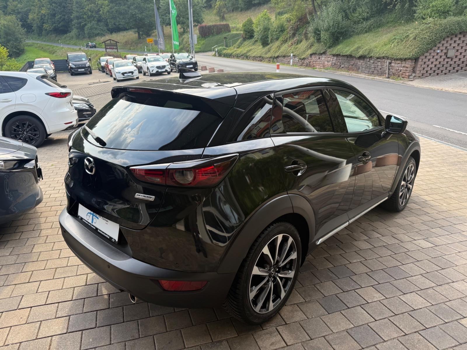 Mazda CX-3 2.0 SKYACTIV-G Sports-Line Automatik F1 MJENJAČ HUD KAMERA, fotografija 19