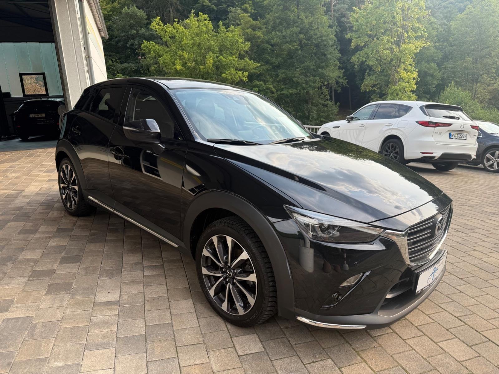 Mazda CX-3 2.0 SKYACTIV-G Sports-Line Automatik F1 MJENJAČ HUD KAMERA, fotografija 3