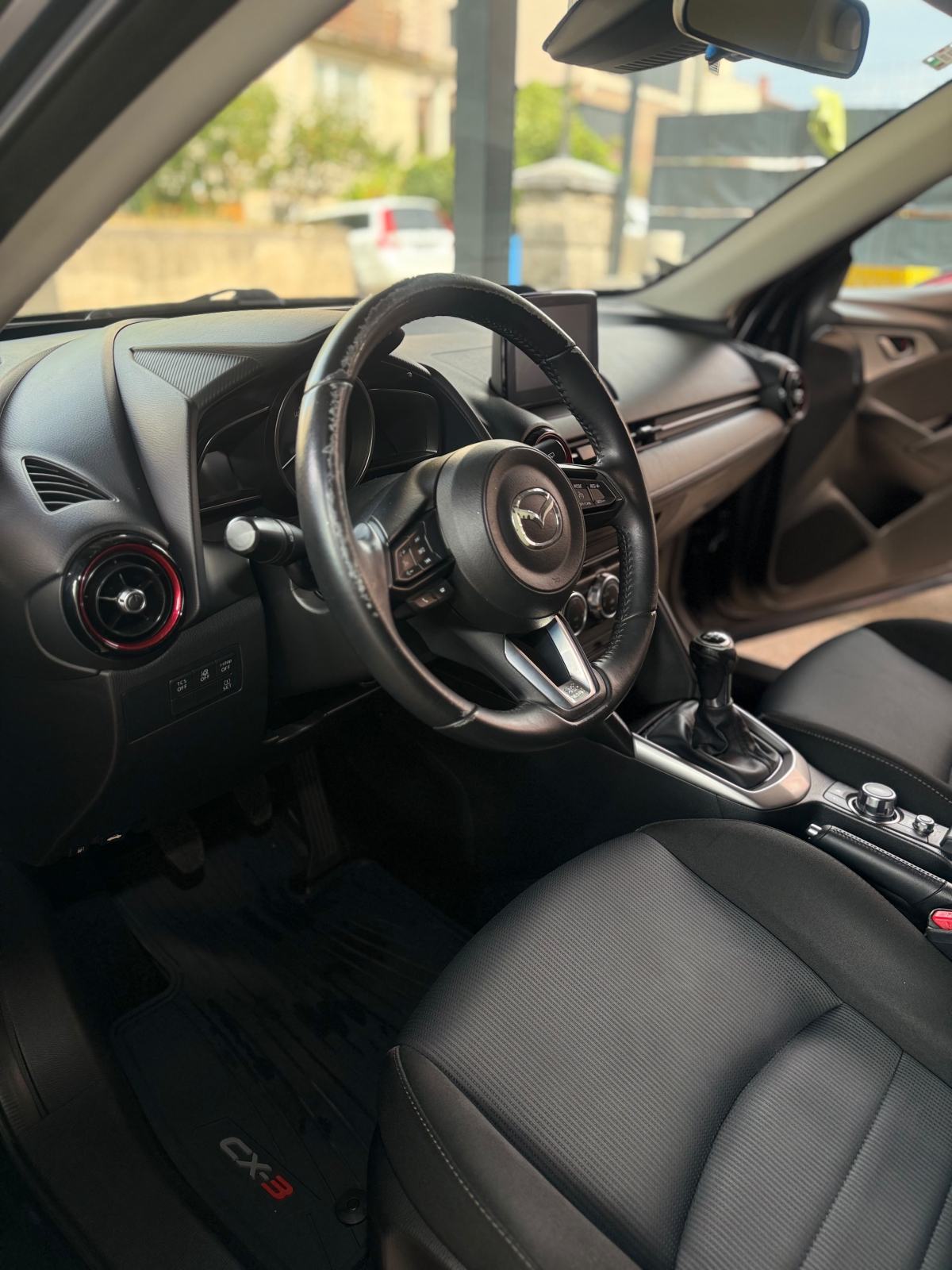 Mazda CX-3 CD105, fotografija 3