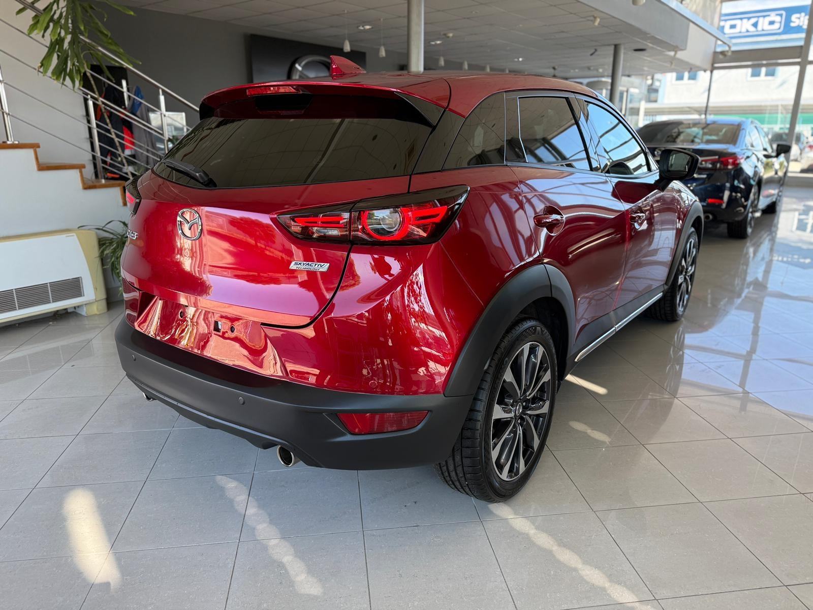 Mazda CX-3 G121 AT REVOLUTION NAVI KAMERA HEADUP SERVISNA, fotografija 7