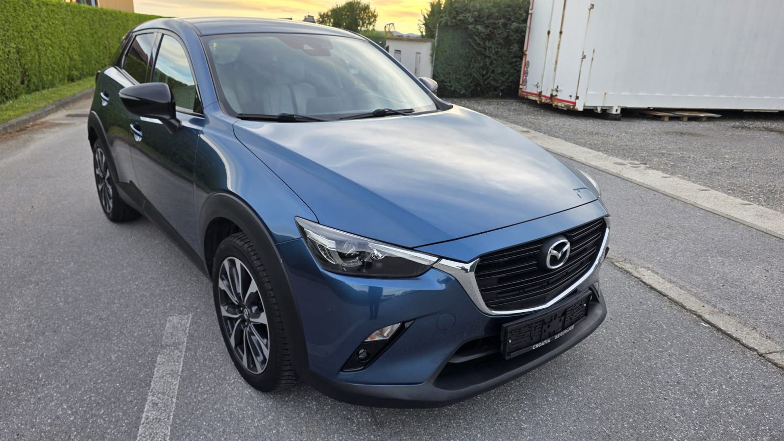 Mazda CX-3 G121 AUTOMATIK - FULL OPREMA!, fotografija 5