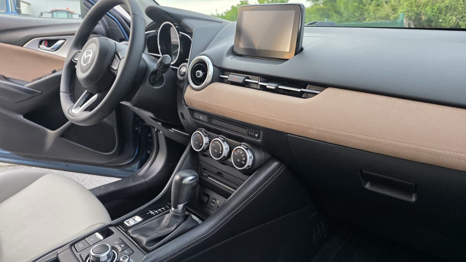 Mazda CX-3 G121 AUTOMATIK - FULL OPREMA!, fotografija 19
