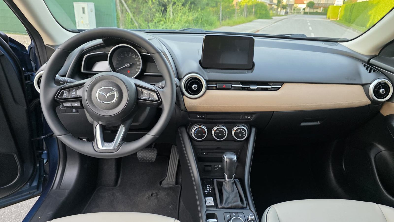 Mazda CX-3 G121 AUTOMATIK - FULL OPREMA!, fotografija 20