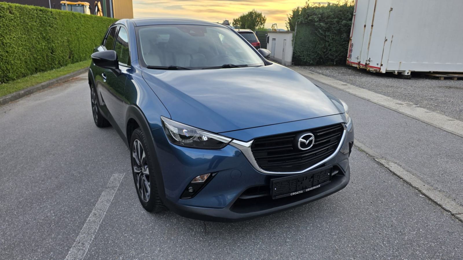 Mazda CX-3 G121 AUTOMATIK - FULL OPREMA!, fotografija 4