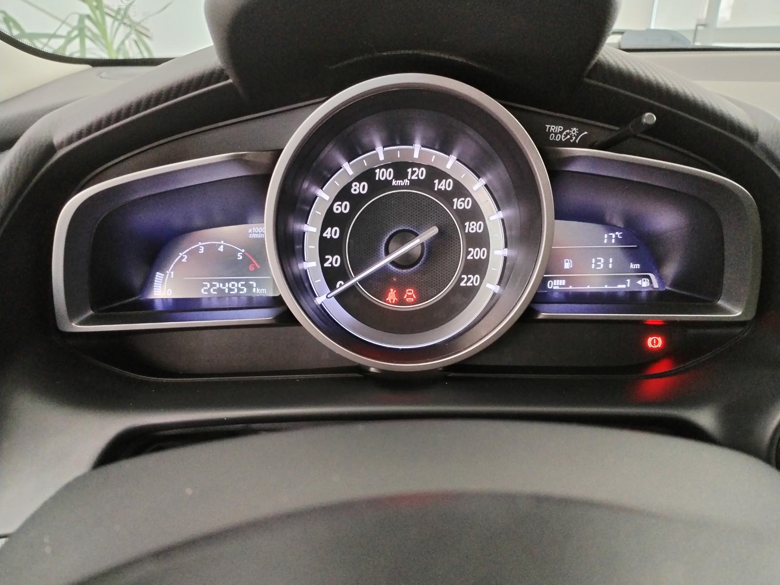 Mazda CX-3 SKYACTIVE, HR AUTO, TEMPOMAT, PARK. KAMERA, REG. 1 GOD., fotografija 9
