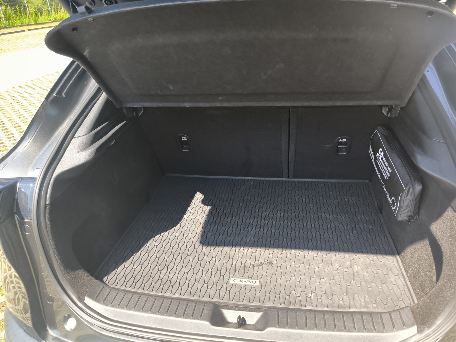 Mazda CX-30 2.0 G150, Homura, AUTOMATIK, EKSTRA STANJE, fotografija 16