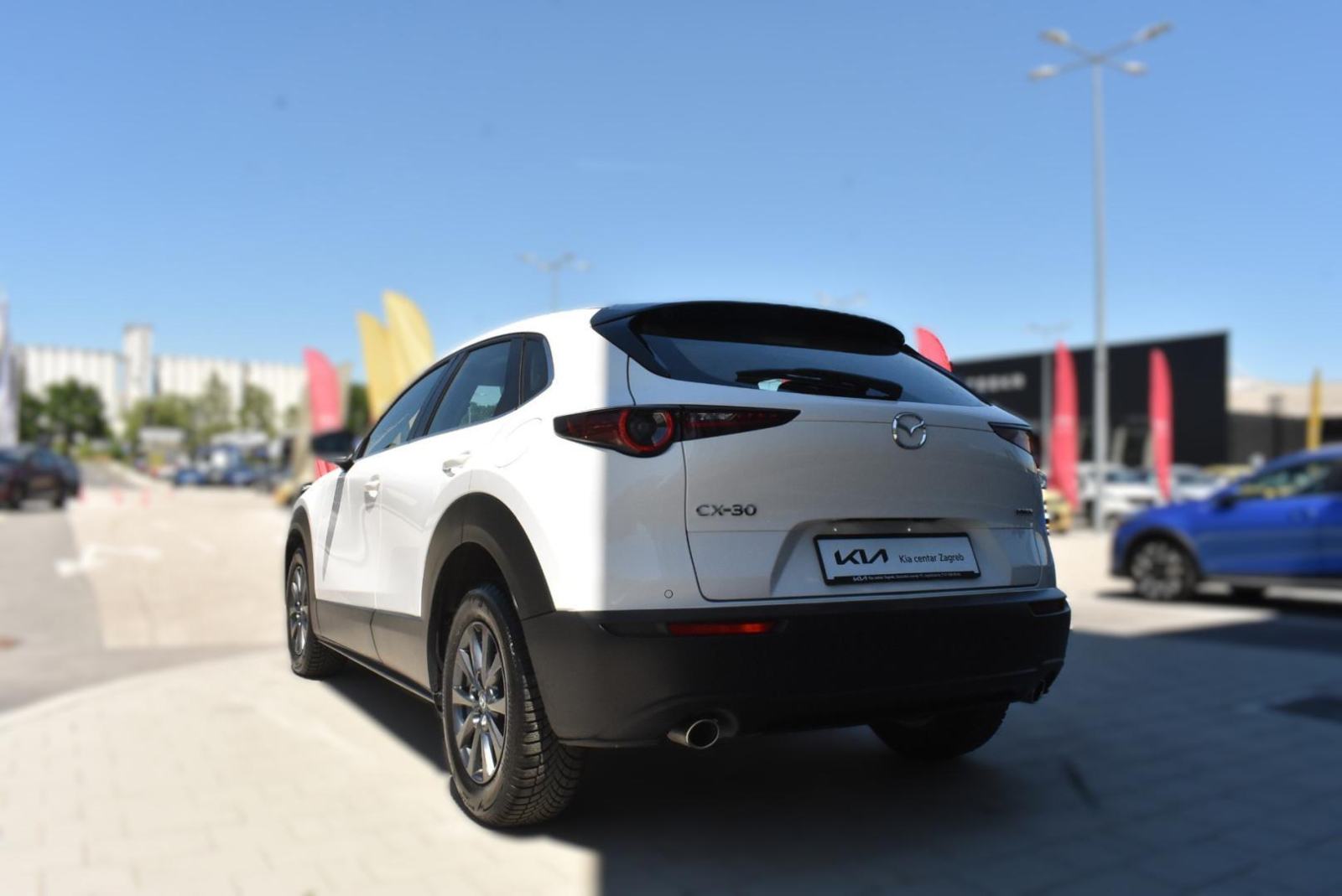 Mazda CX-30 2.5 SKYACTIVE G, STTRAŽNJA KAMERA, NAVIGAVIJA, TEMPOMAT, J, fotografija 8