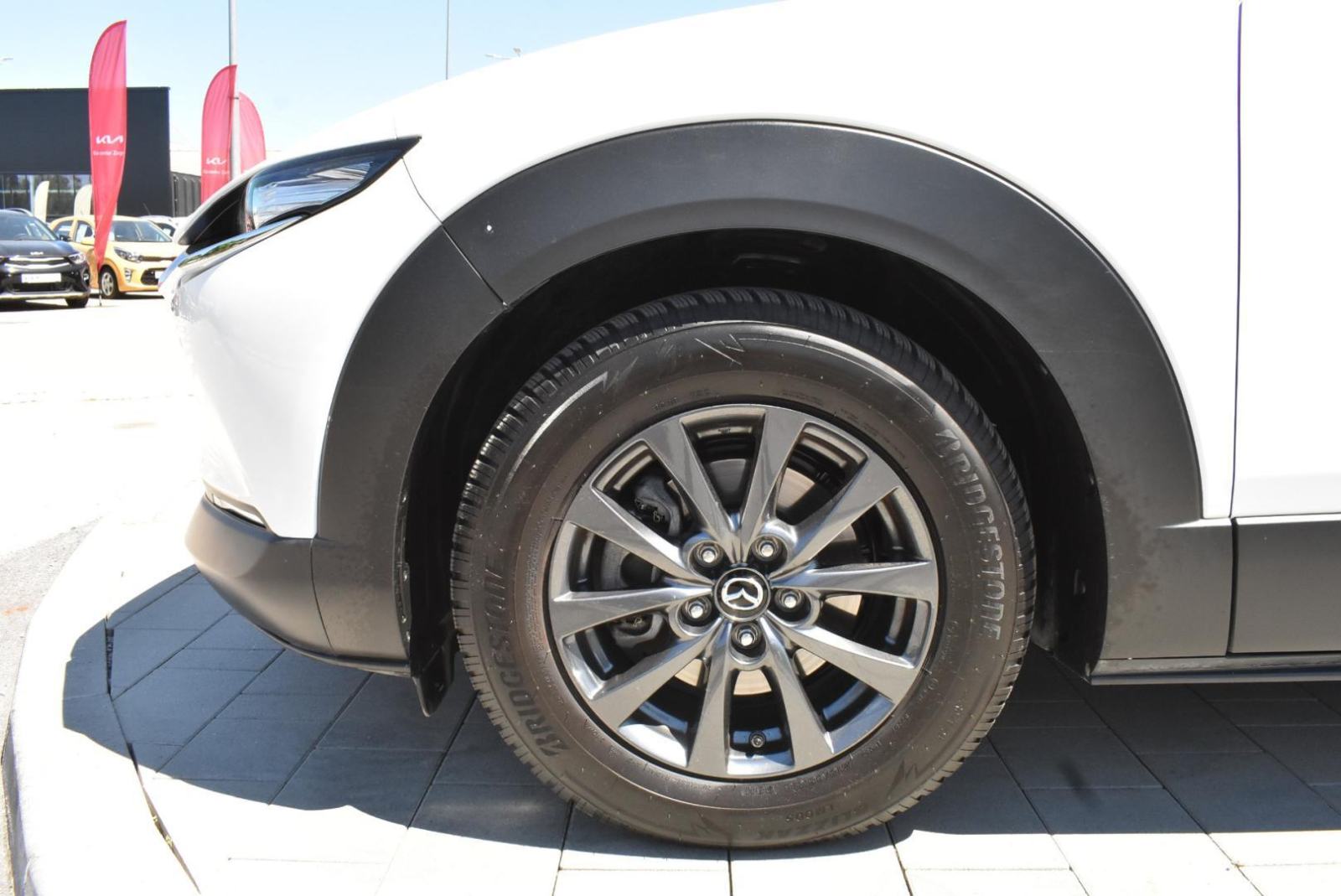 Mazda CX-30 2.5 SKYACTIVE G, STTRAŽNJA KAMERA, NAVIGAVIJA, TEMPOMAT, J, fotografija 13