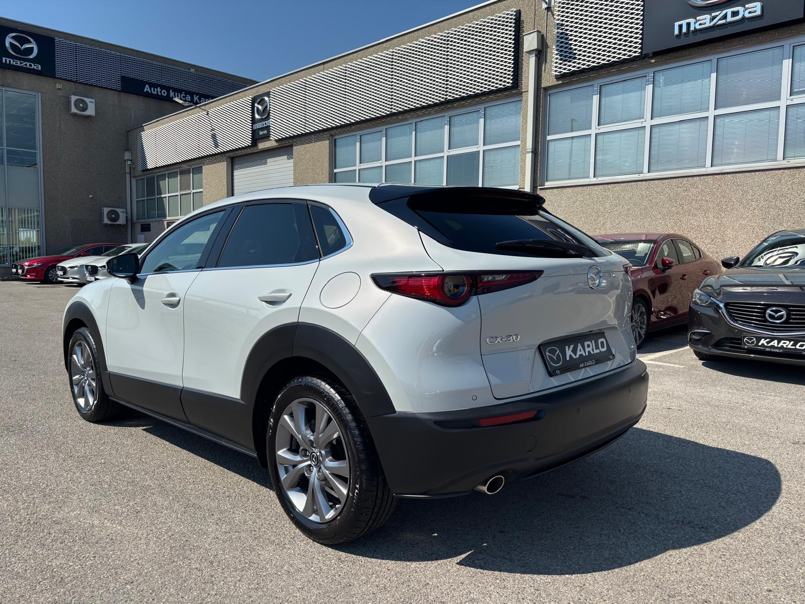 MAZDA CX-30 2.5L e-SKYACTIV G140 AT EXCLUSIVE-LINE, fotografija 4