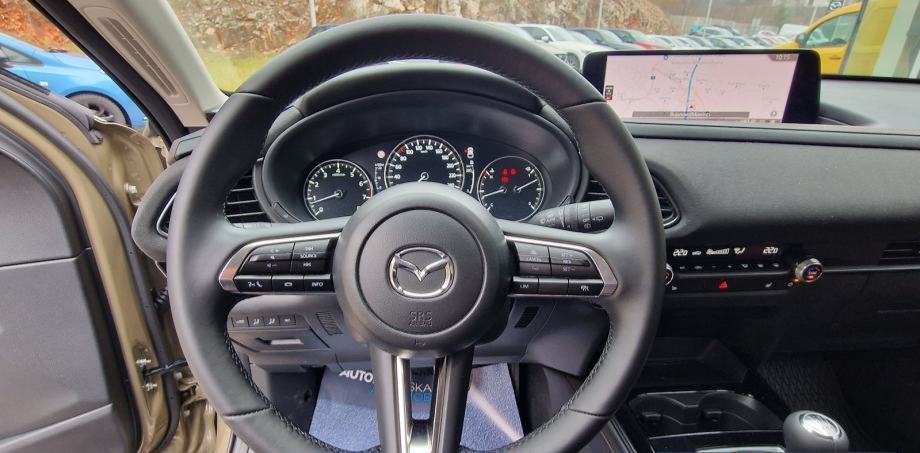 Mazda CX-30 2.5L e-skyactiv g140 ps 6mt fwd, fotografija 14