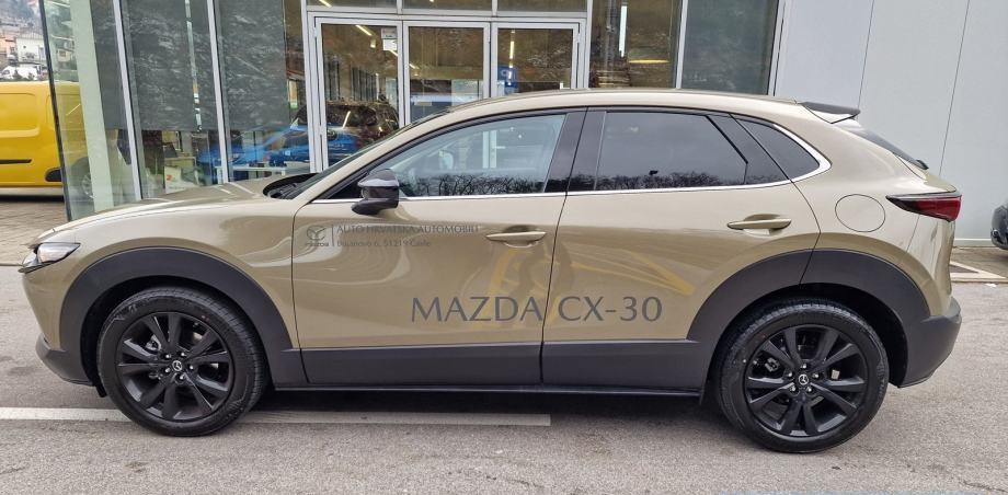 Mazda CX-30 2.5L e-skyactiv g140 ps 6mt fwd, fotografija 3