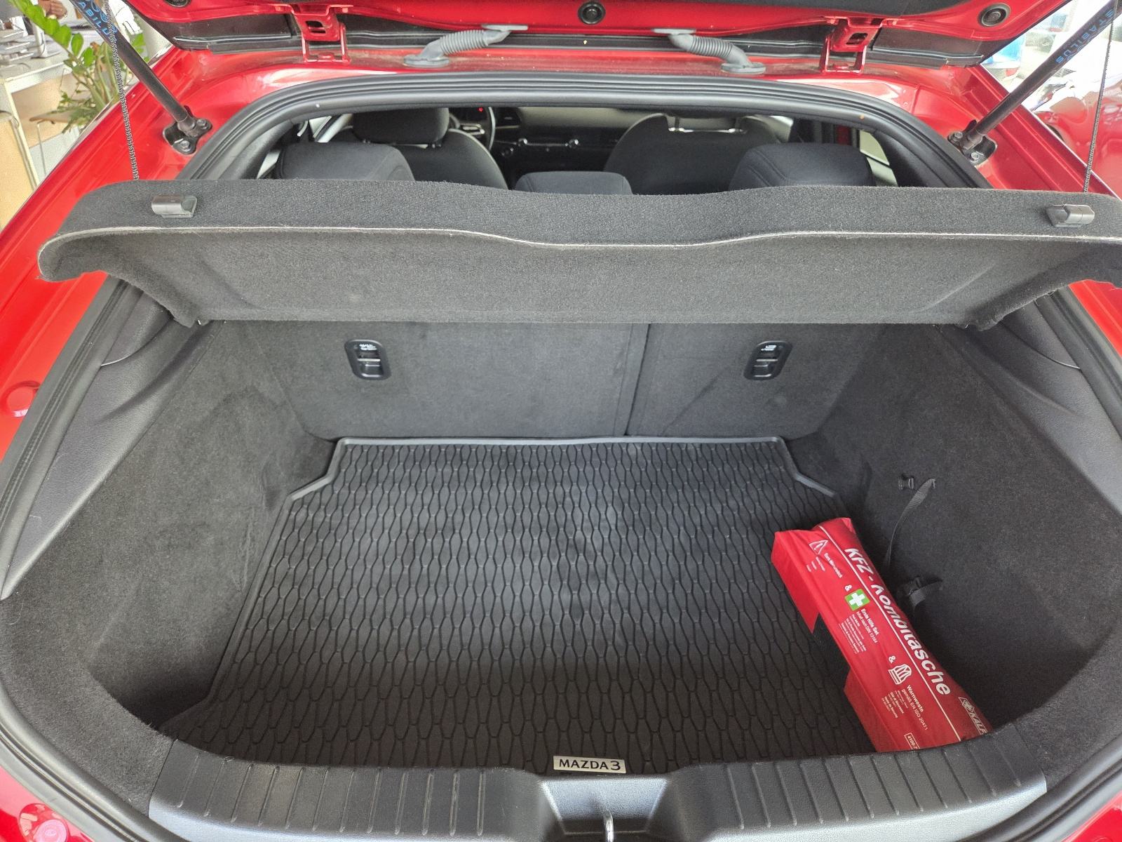 Mazda 3 G122 Plus/Style NAVI KAMERA PARKIRNI SERVISNA, fotografija 19