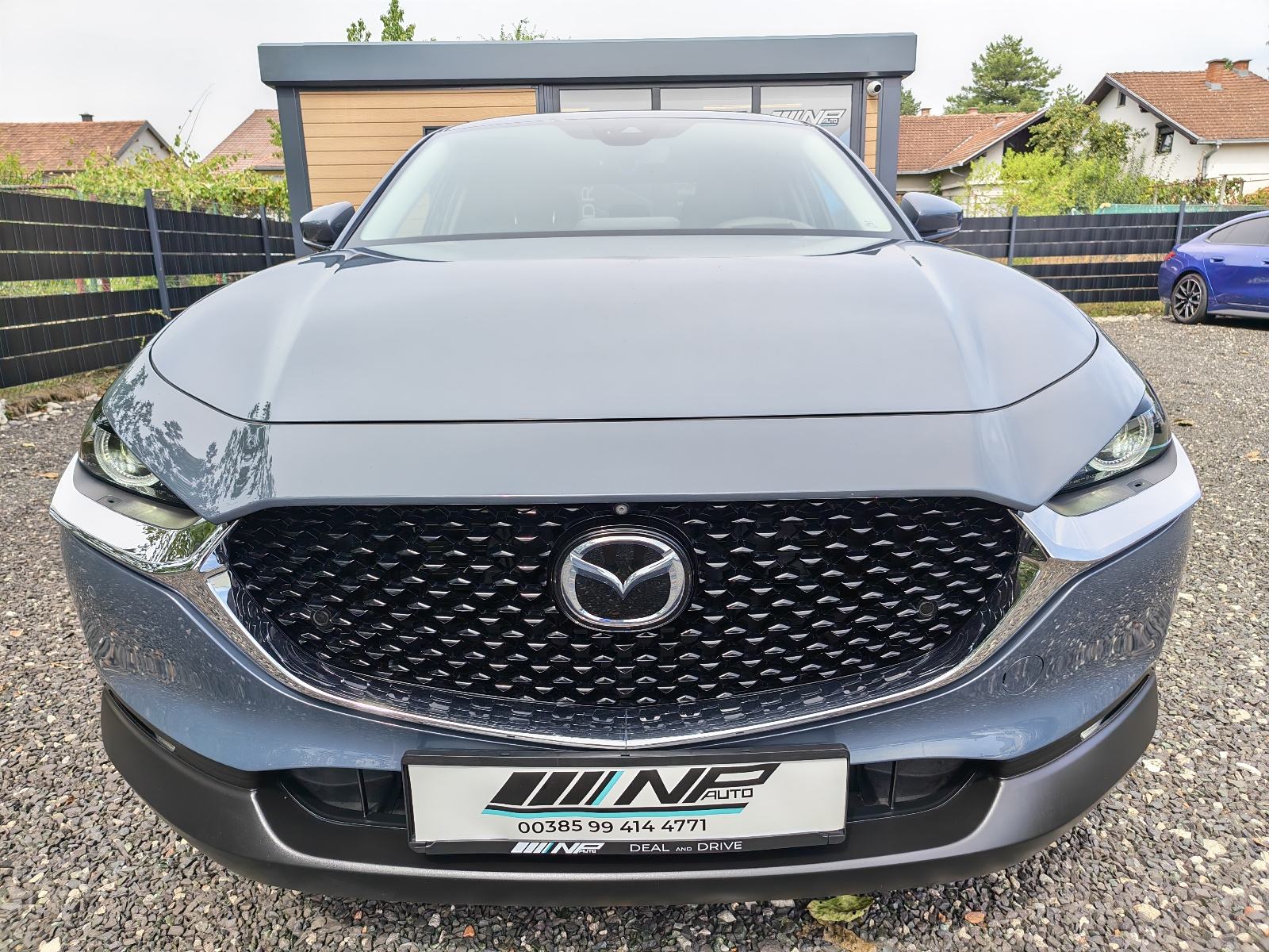 Mazda CX-30 SKYACTIV X 180 GT-PLUS, fotografija 2