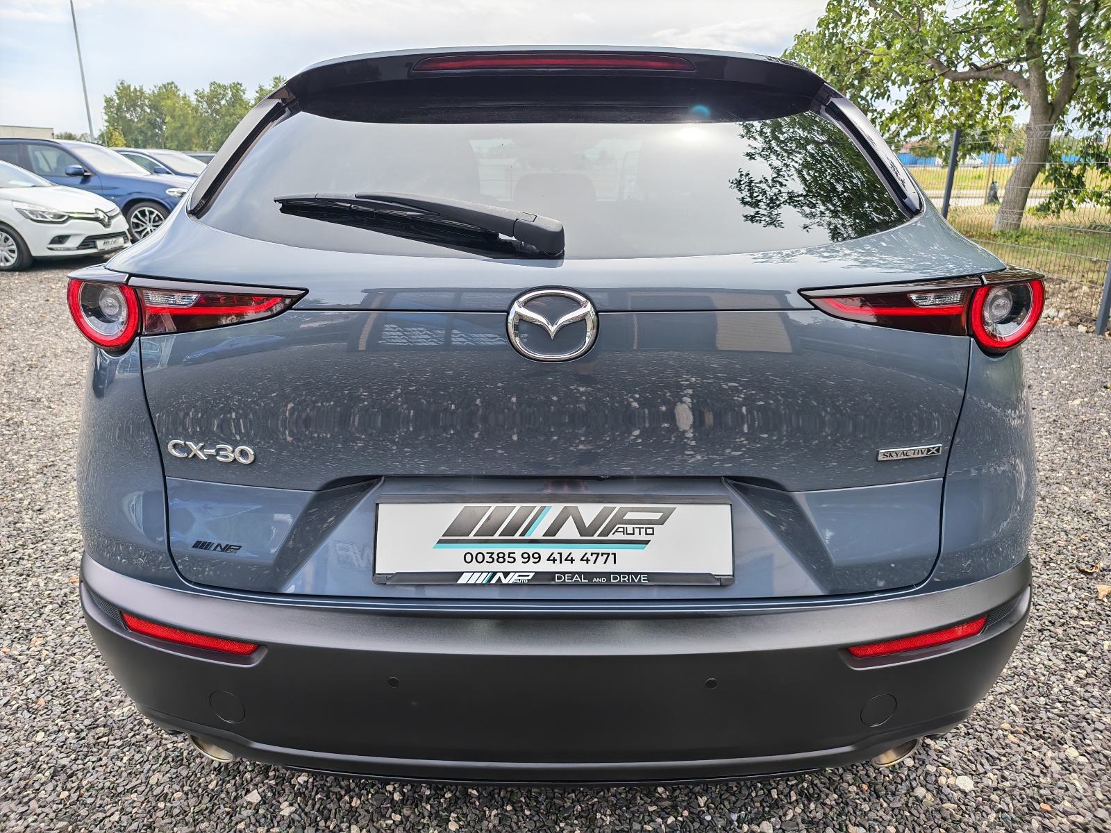 Mazda CX-30 SKYACTIV X 180 GT-PLUS, fotografija 11