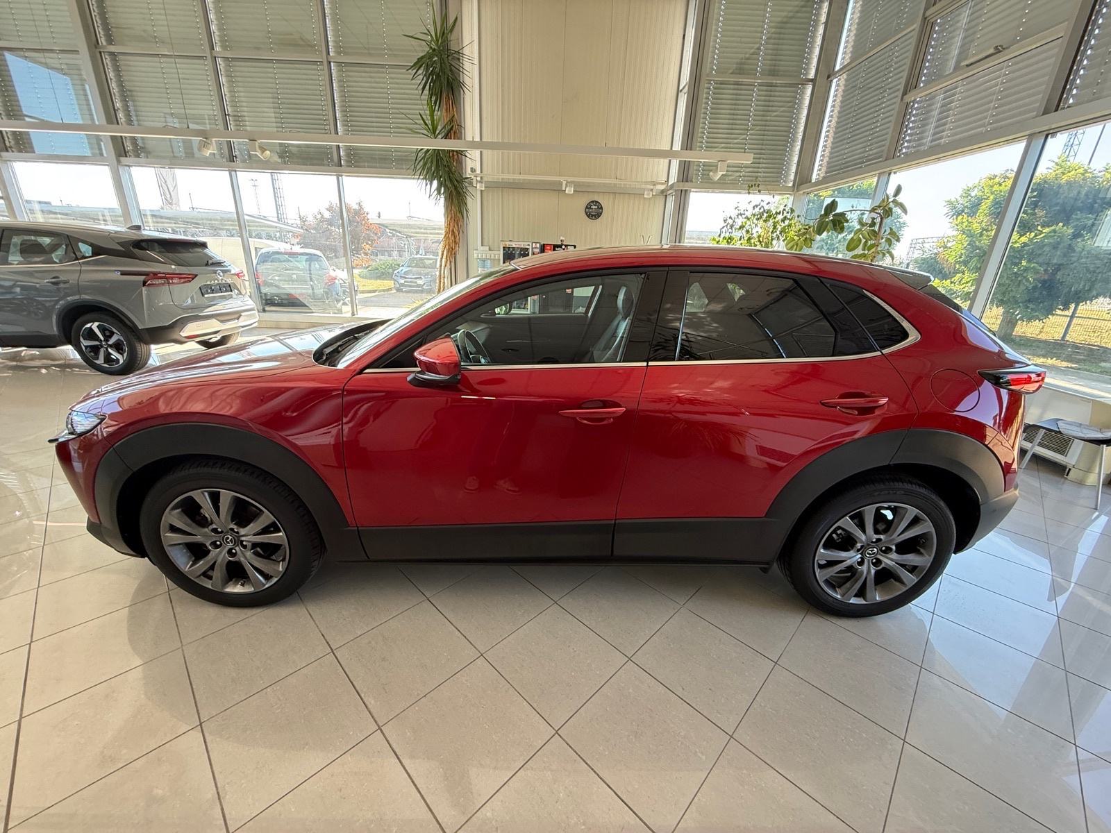 Mazda CX-30 x180 GT PLUS/SO/LU/SA/SR AT SERVISNA TOP STANJE, fotografija 4