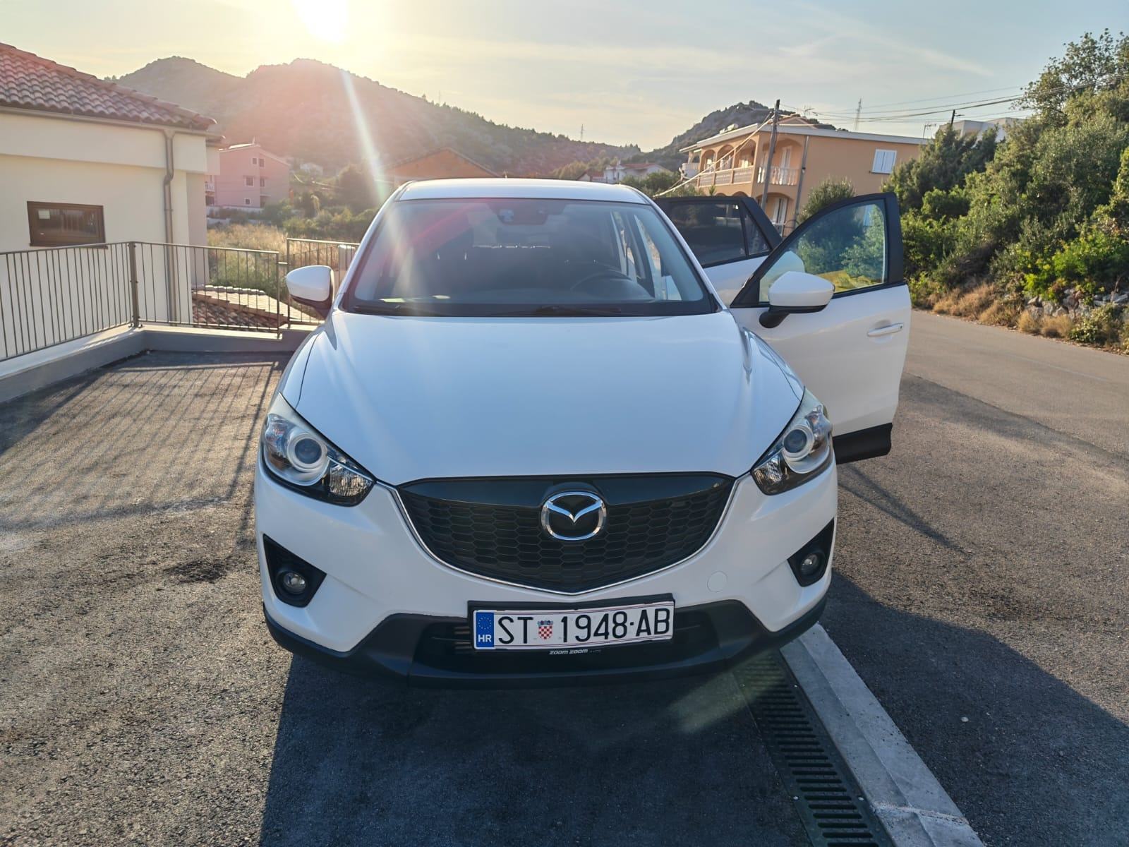 Mazda CX-5 2.2 D automatik, fotografija 5