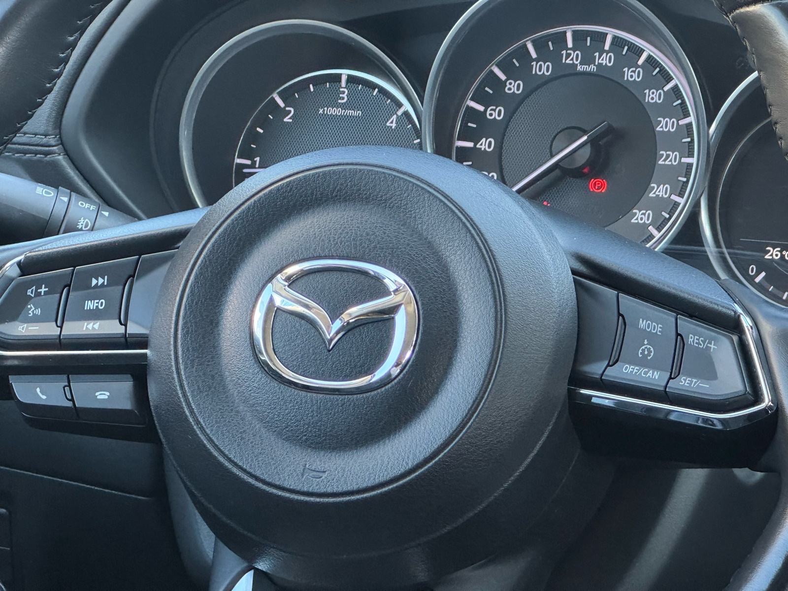 Mazda CX-5 2,2 Diesel / 4x4 / CAM360 / HEAD UP / FULL LED / JAMSTVO, fotografija 9
