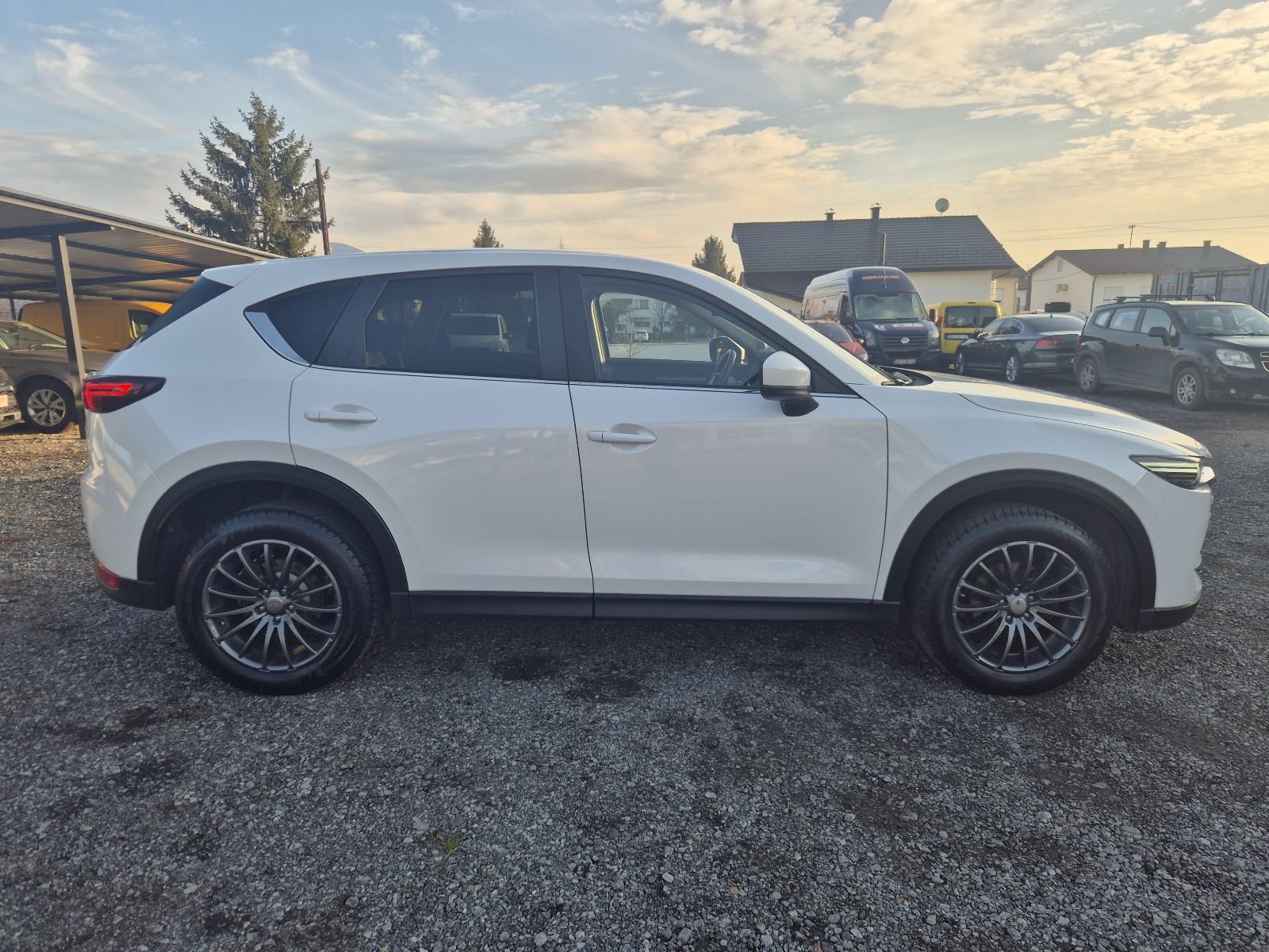 Mazda CX-5 2.2d *KAMERA*LED*NAVI*HEAD-UP*SERVIS*, fotografija 4