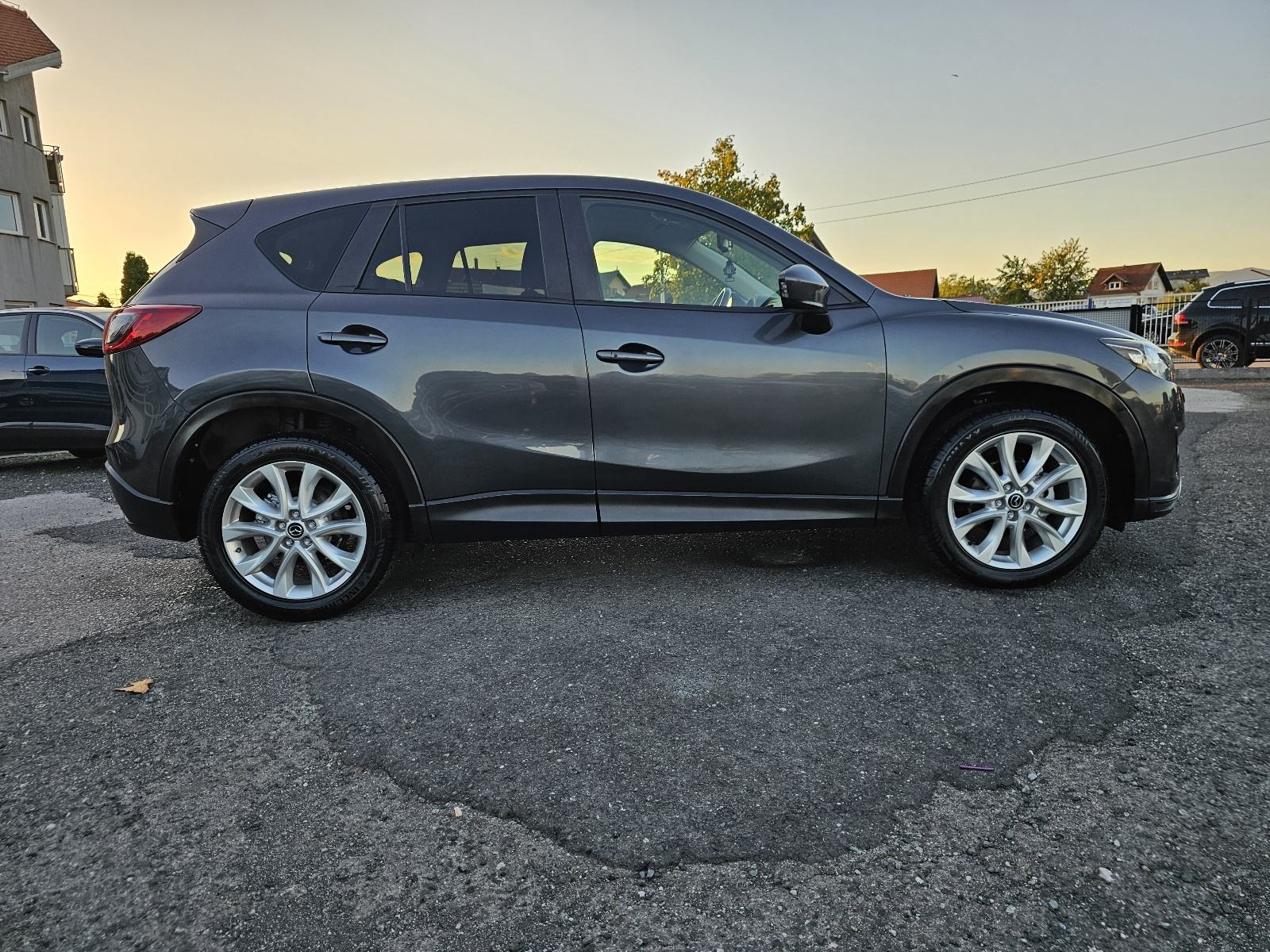 Mazda CX-5 CD150 AWD ***ODLIČNO- STANJE***XENON-NAVI***HR-VOZILO***, pogled izvana - slika 4