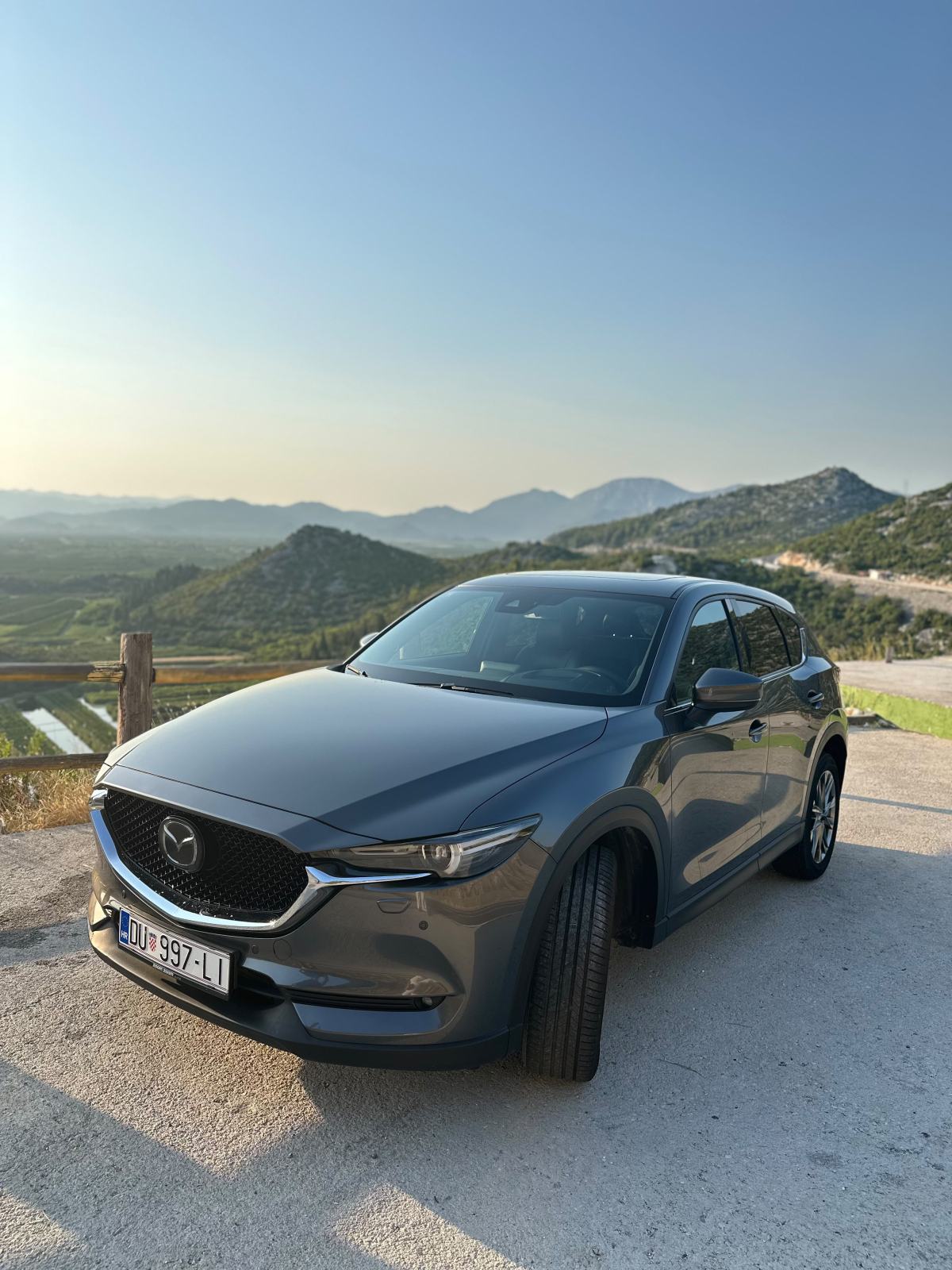 Mazda CX-5 2.2 CD184 AWD AT Takumi Plus / Šiber / Koža / 360 / HR auto, fotografija 3