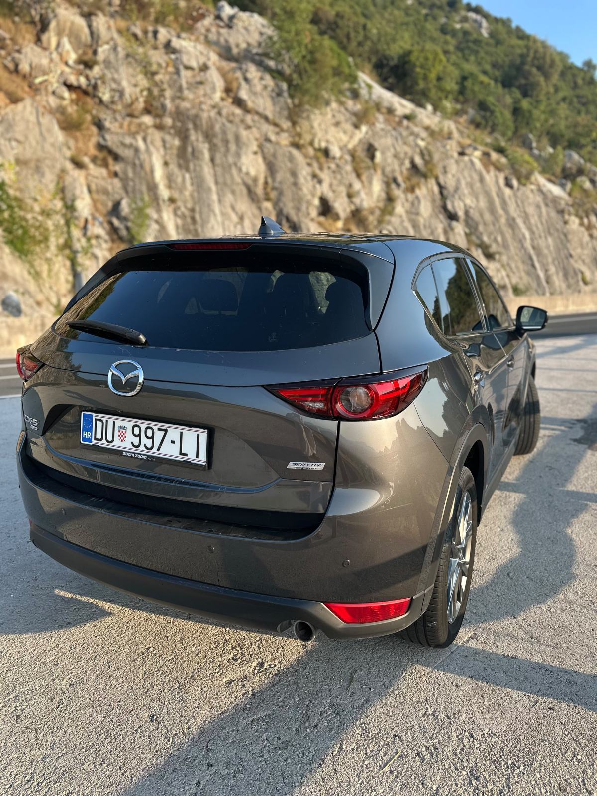 Mazda CX-5 2.2 CD184 AWD AT Takumi Plus / Šiber / Koža / 360 / HR auto, fotografija 6