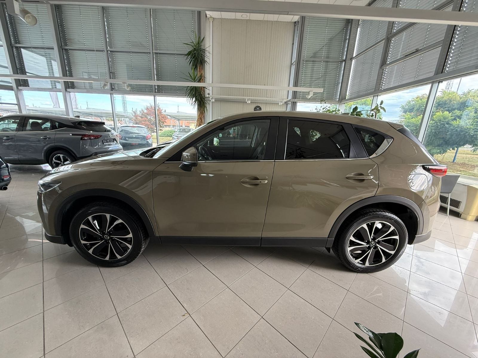 Mazda CX-5 G165 ADVENTAGE NAVI KAMERA SERVISNA JAMSTVO DO 03/2030, fotografija 4