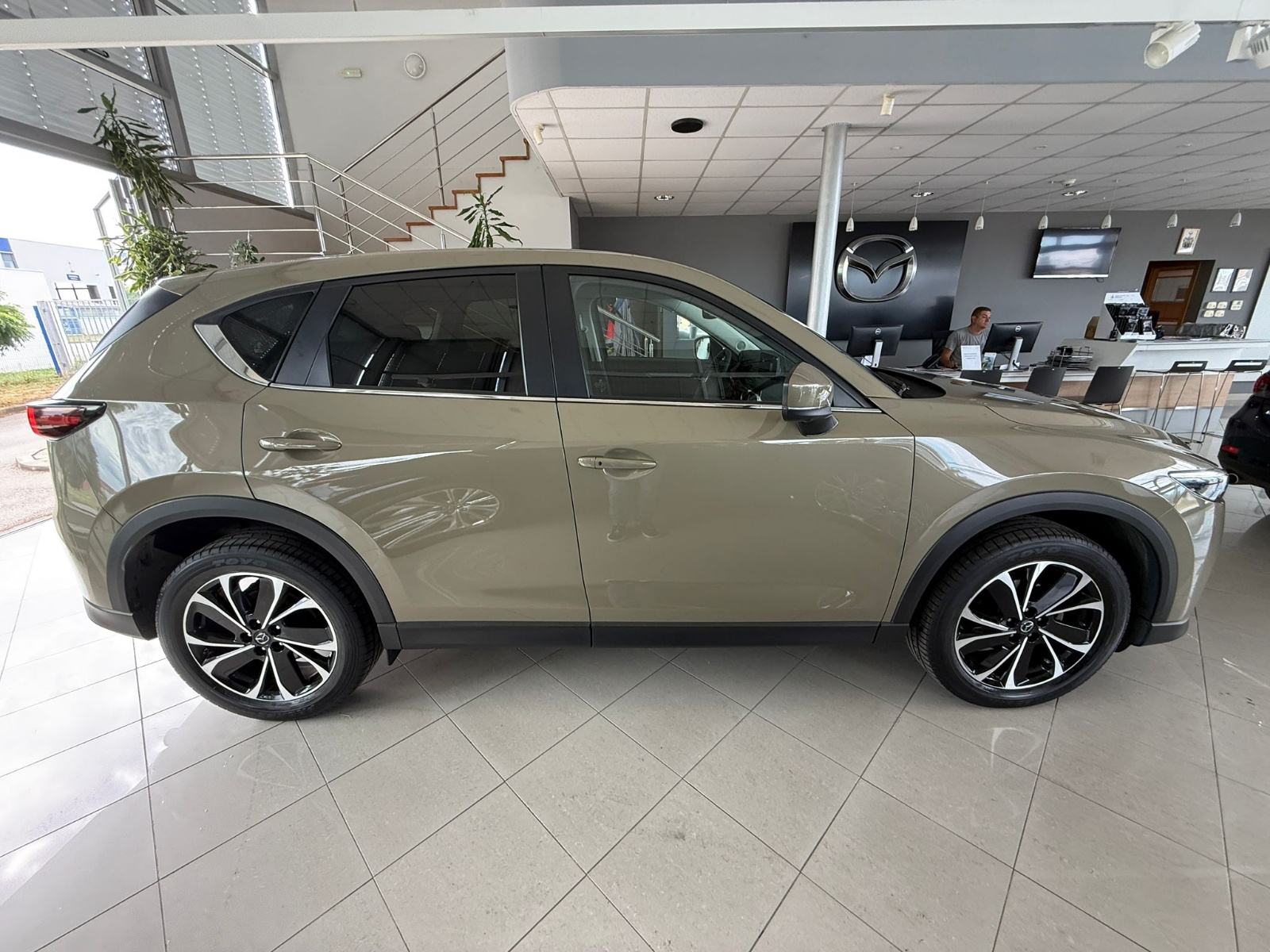 Mazda CX-5 G165 ADVENTAGE NAVI KAMERA SERVISNA JAMSTVO DO 03/2030, fotografija 8