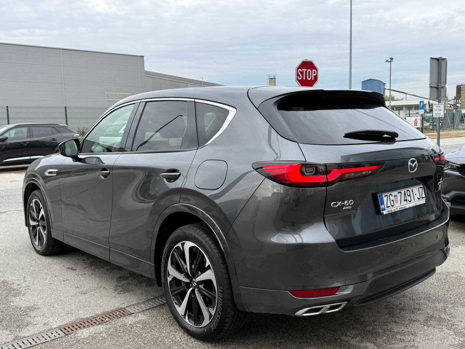 Mazda CX‑60 2.5L e‑SKYACT PHEV 327hp 8AT AWD TAKUMI CON DRI PAN, pogled izvana - slika 4