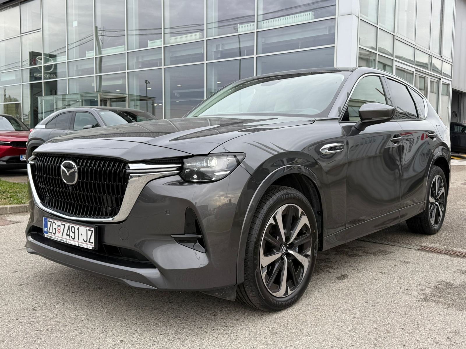 Mazda CX‑60 2.5L e‑SKYACT PHEV 327hp 8AT AWD TAKUMI CON DRI PAN, pogled izvana - slika 2