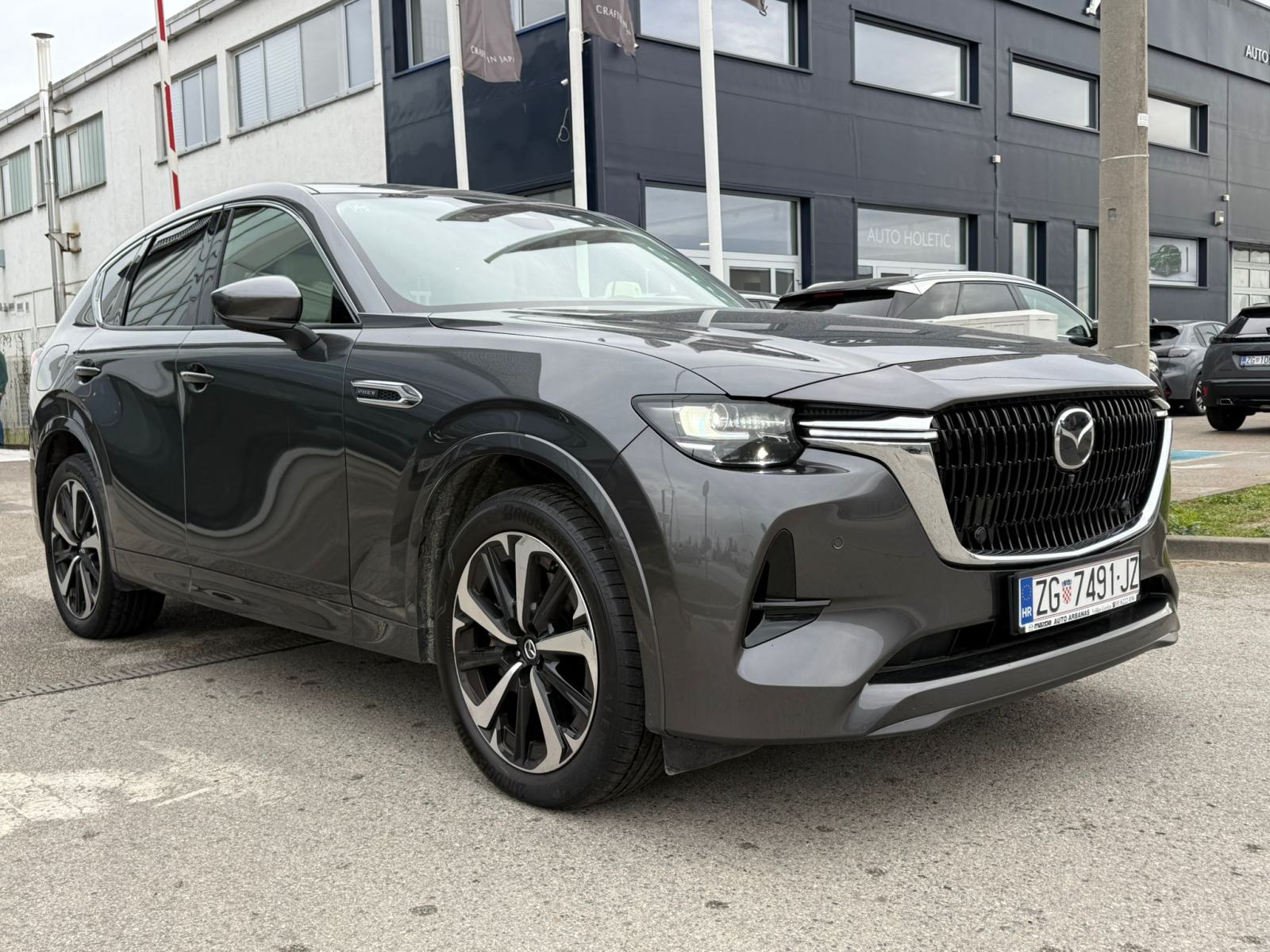 Mazda CX‑60 2.5L e‑SKYACT PHEV 327hp 8AT AWD TAKUMI CON DRI PAN, pogled izvana - slika 3