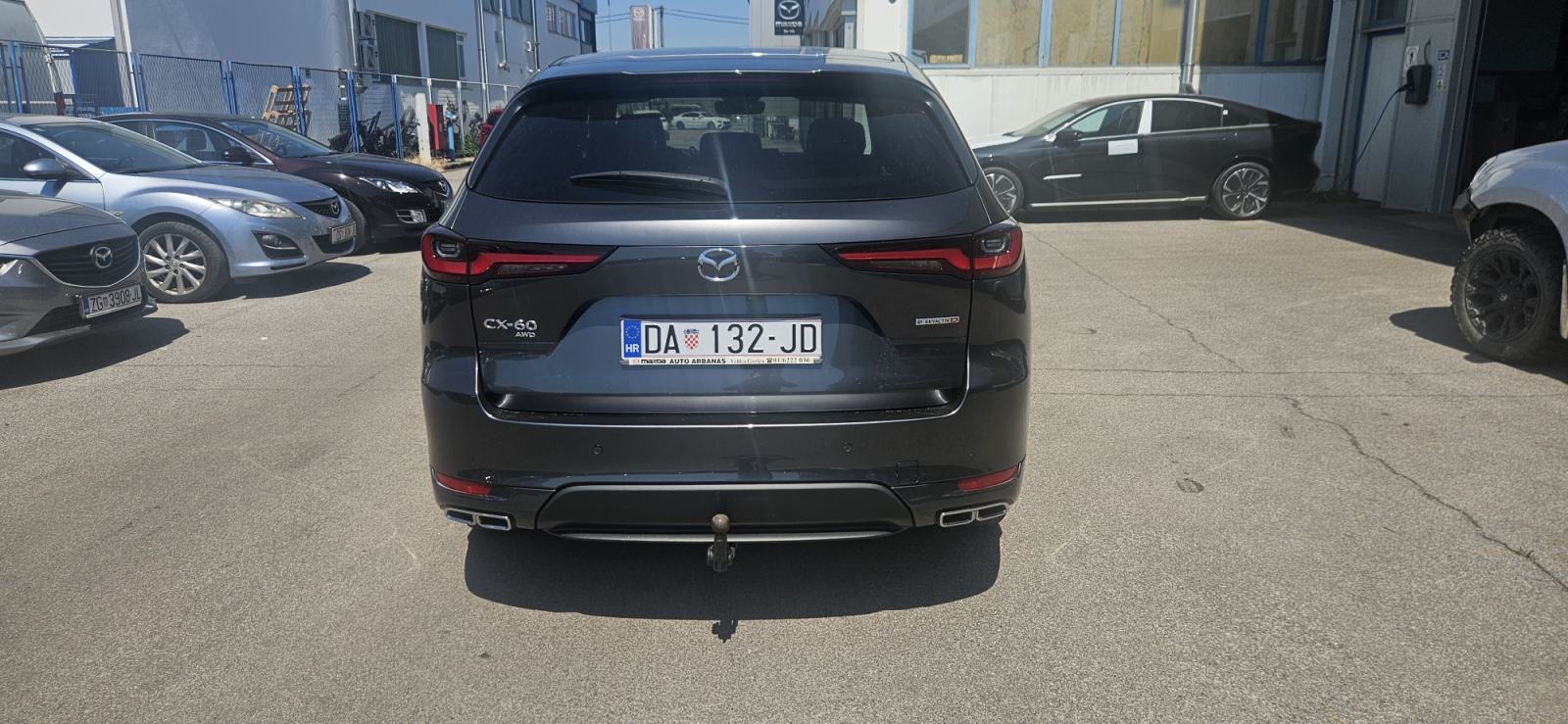 Mazda CX-60 3.3D 6-inline TAKUMI CON-p DRI-p PAN-p AUTOMATIK 254hp, fotografija 6