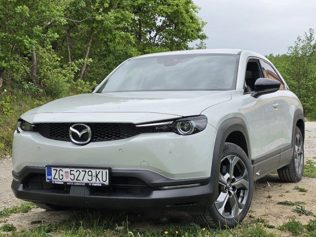 Mazda MX-30, Premium Edition, reg. 03/27. KAO NOV, pogled izvana - slika 5