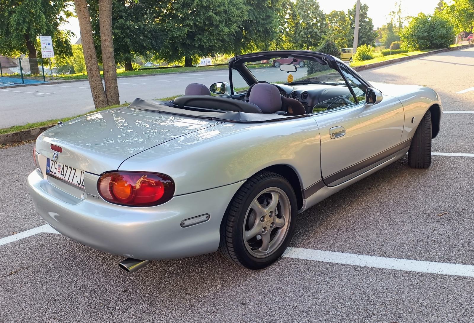 Mazda MX-5 1,6 i, fotografija 3