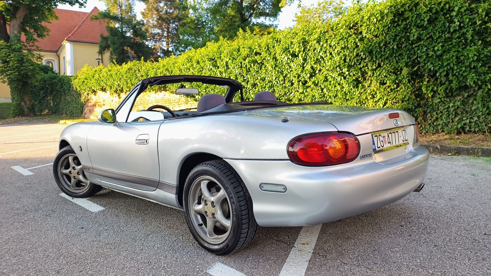 Mazda MX-5 1,6 i, fotografija 4