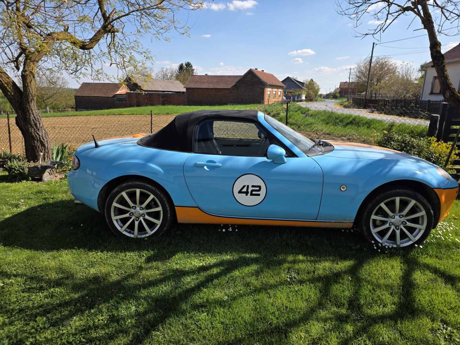 Mazda MX-5 1,8 i, fotografija 19