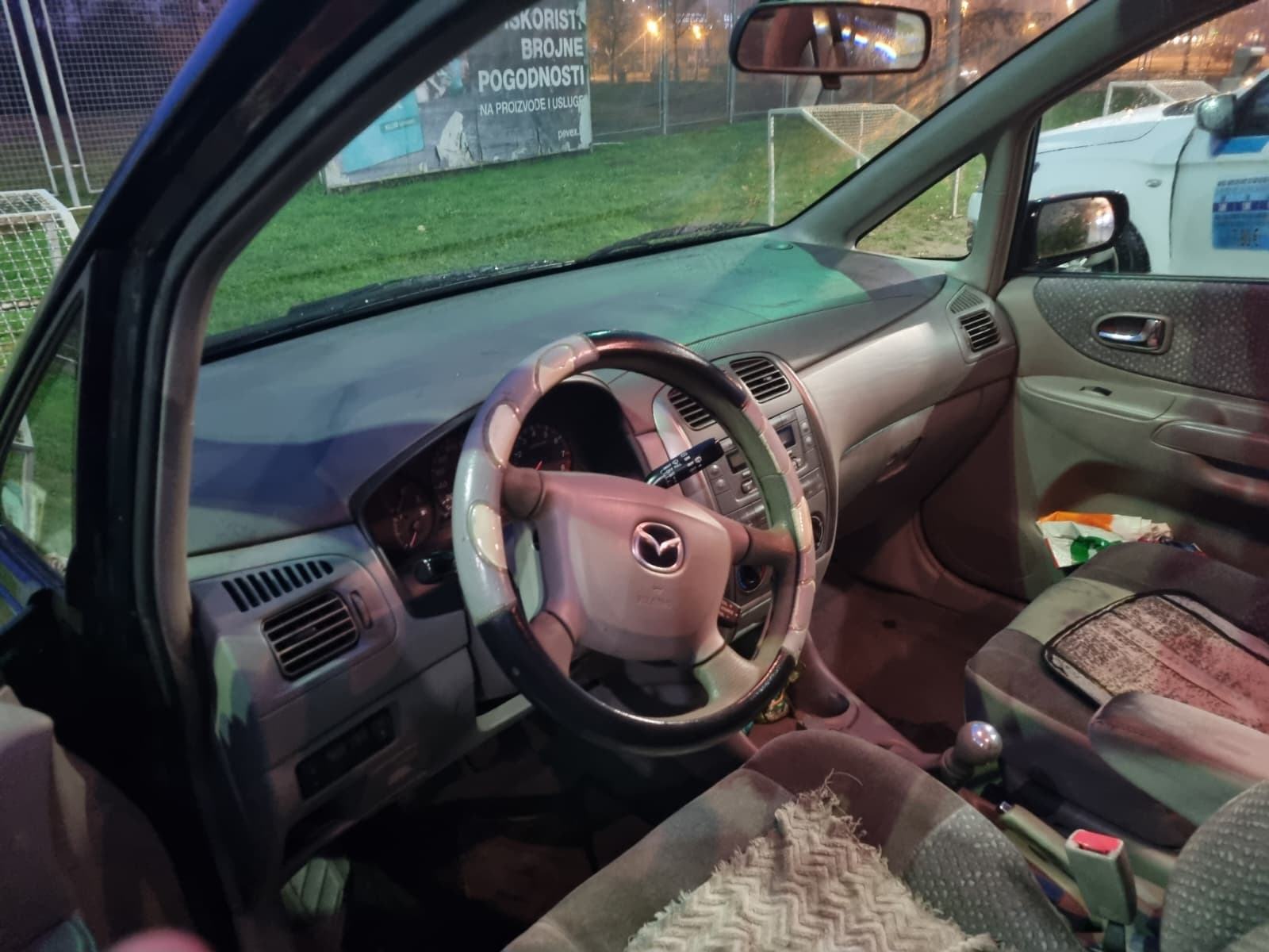 Mazda Premacy 1.8 I, pogled izvana - slika 3