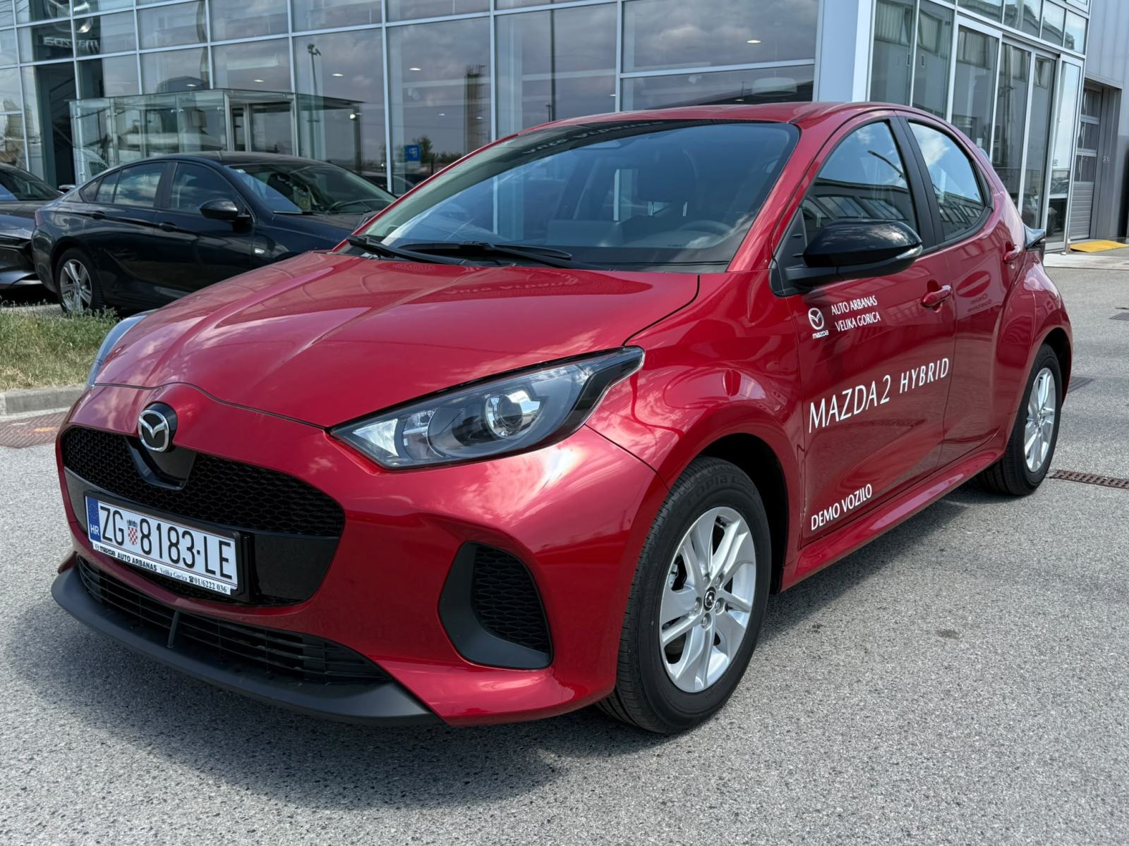 Mazda2 Hybrid 1.5 116hp AT FWD Centre-Line - 5000 km, jamstvo 6 godina, fotografija 3