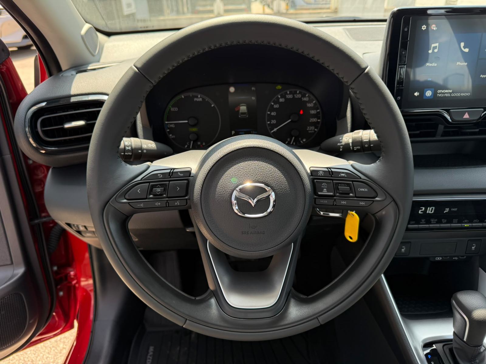 Mazda2 Hybrid 1.5 116hp AT FWD Centre-Line - 5000 km, jamstvo 6 godina, fotografija 9