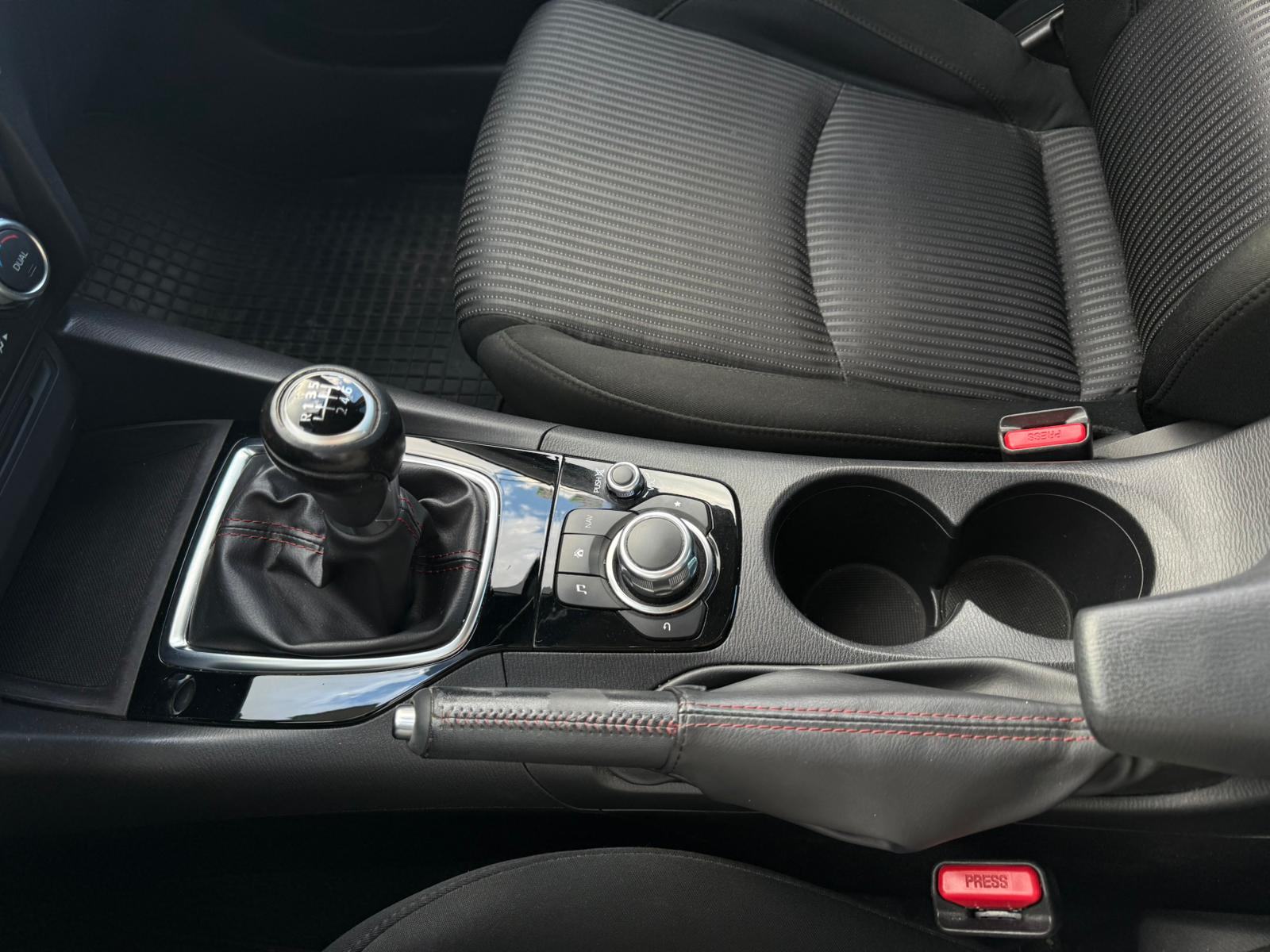 MAZDA3 CD 150 ATTRACTION - JAMSTVO 12 MJESECI, OČUVANO, SVI SERVISI, fotografija 14