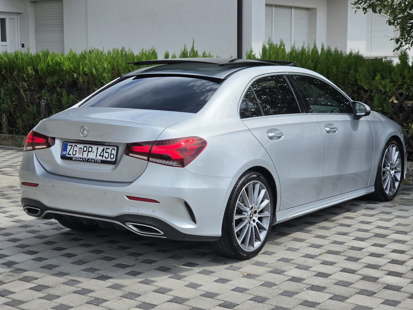 MB A200 - 163 ks ● 3 x AMG ● PANO-BURMESTER-MULTIBEAM ● JAMSTVO, fotografija 4