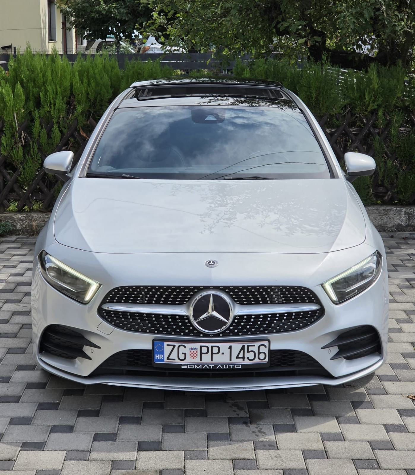 MB A200 - 163 ks ● 3 x AMG ● PANO-BURMESTER-MULTIBEAM ● JAMSTVO, fotografija 2