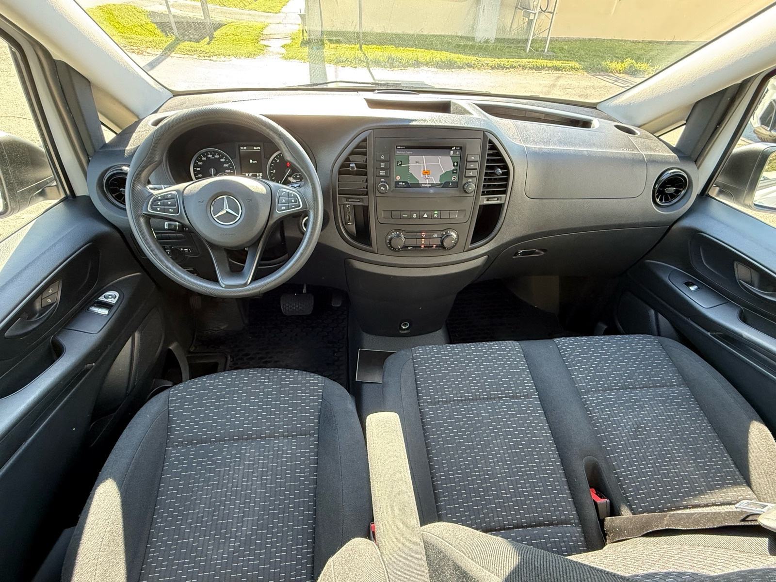 MB Vito Tourer Pro - Automatik - 9 sjed - PDV - g 08/23 - 141 tkm, fotografija 3