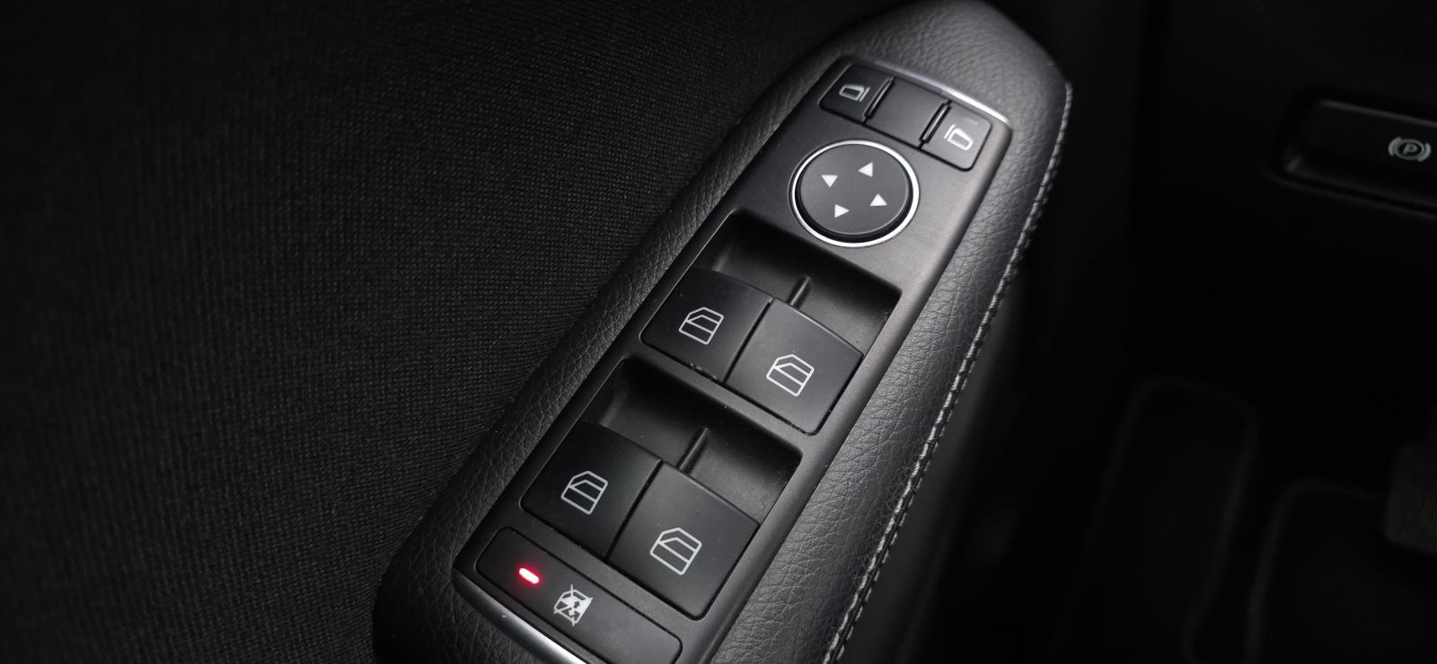 Mercedes B-klasa 180 CDI, AUT. KLIMA, NAVI, TEMPOMAT, NA IME..., fotografija 10